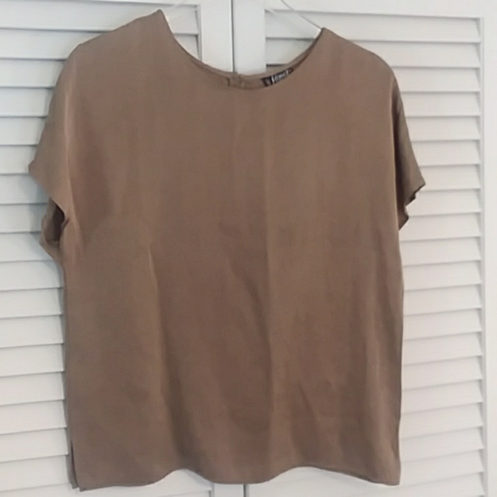 5 for $20! Signet Sportswear Gold black bl…